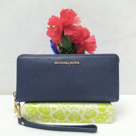 Michael Kors Blue Leather Zip Around Credit Card ID Window Wallet - Picture 1 of 16